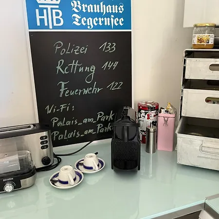 Palais Am Park Διαμέρισμα Krems an der Donau