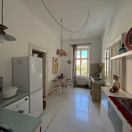 Palais Am Park Διαμέρισμα Krems an der Donau