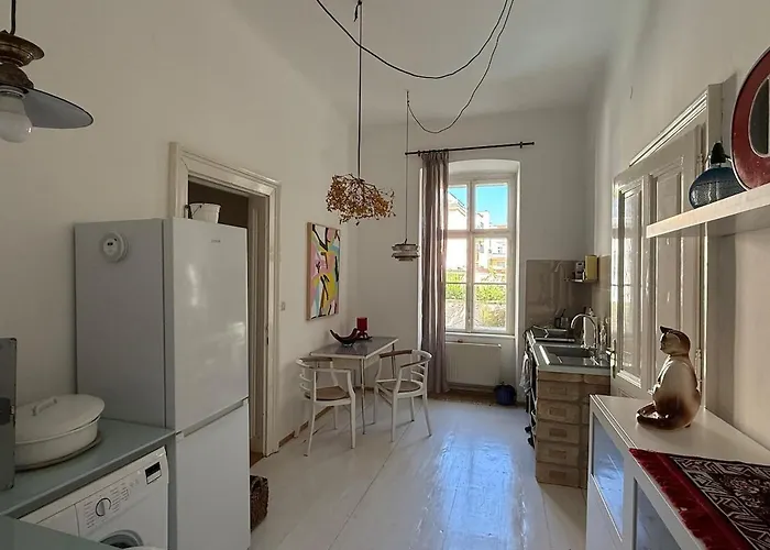 Palais Am Park Apartmán Kremže